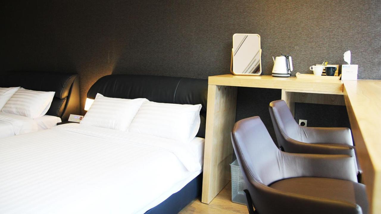 Mohenic Hotel Seoul Myeongdong Exterior foto